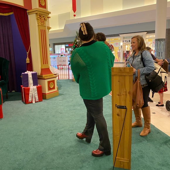 Oversized sweater - Picture 2 of 2